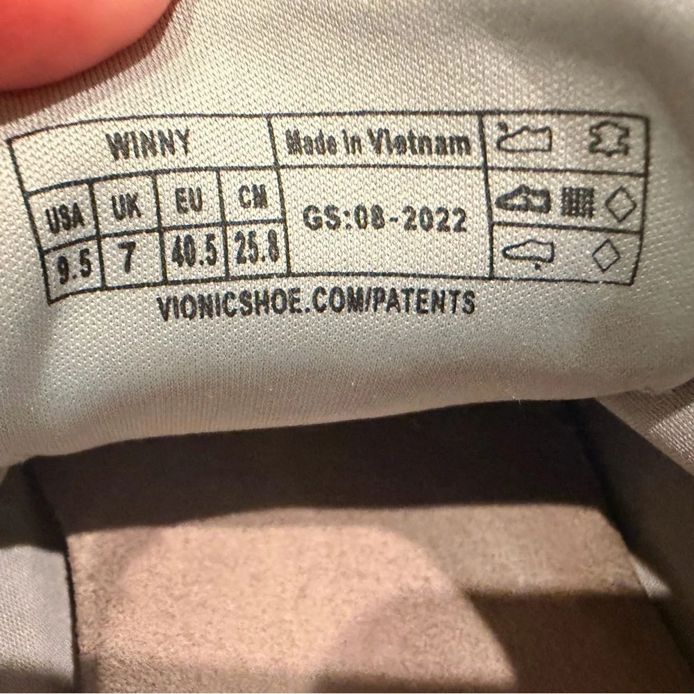 Vionic Winny Vapor Grey Nubuck Sneaker Arch Support Women Size 9.5